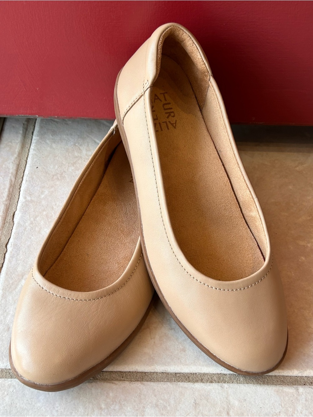 NWOT NATURALIZER “Flexy”s8 nude/Tan Leather Ballet Flats-Slip-On Comfort-MSRP$70 - Picture 4 of 9
